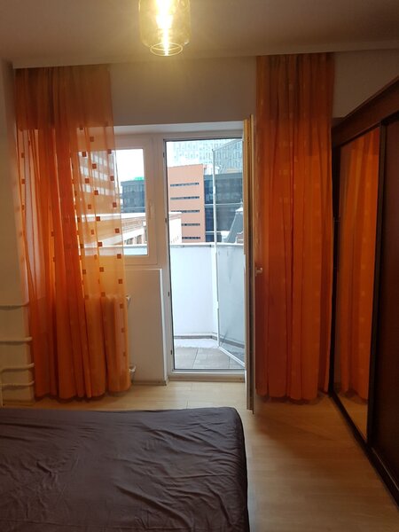 Dorobanti, Stefan cel Mare stradal