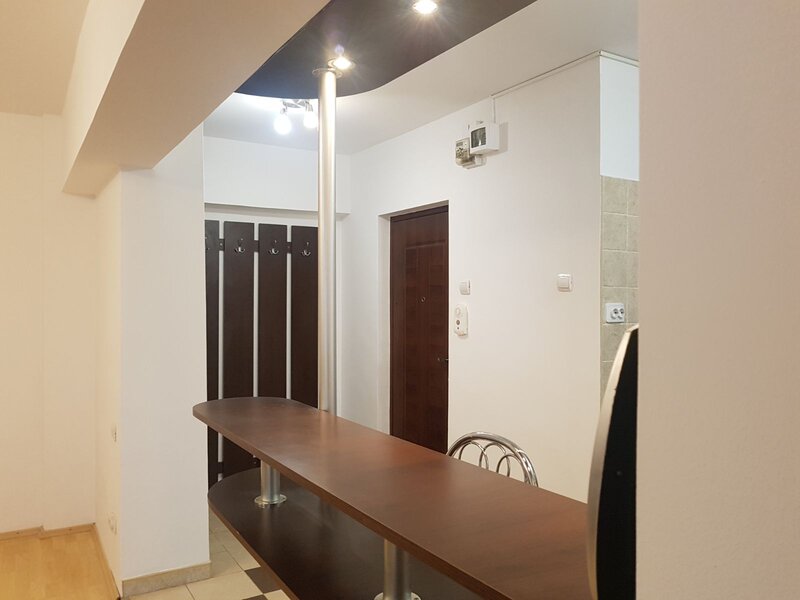 Dorobanti, Stefan cel Mare stradal